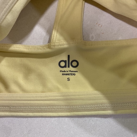 Alo yoga top - Picture 2 of 3